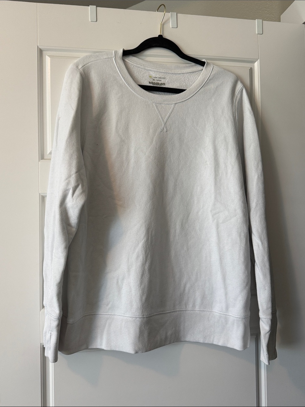 tek gear White Crewneck Sweatshirt